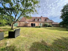 Belle maison ancienne en Perigord avec piscine